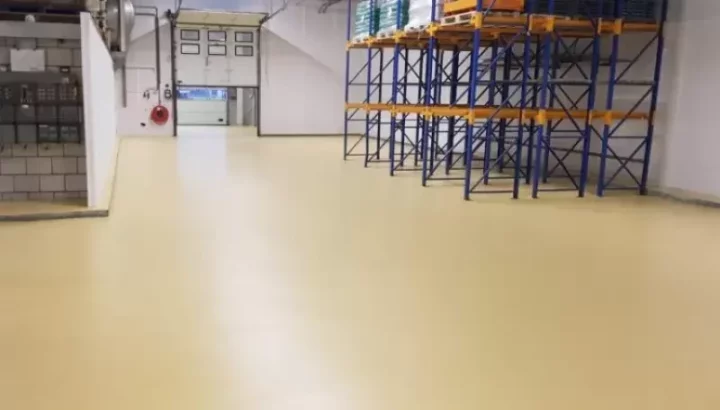 Snelle renovatie vloer bakkerij